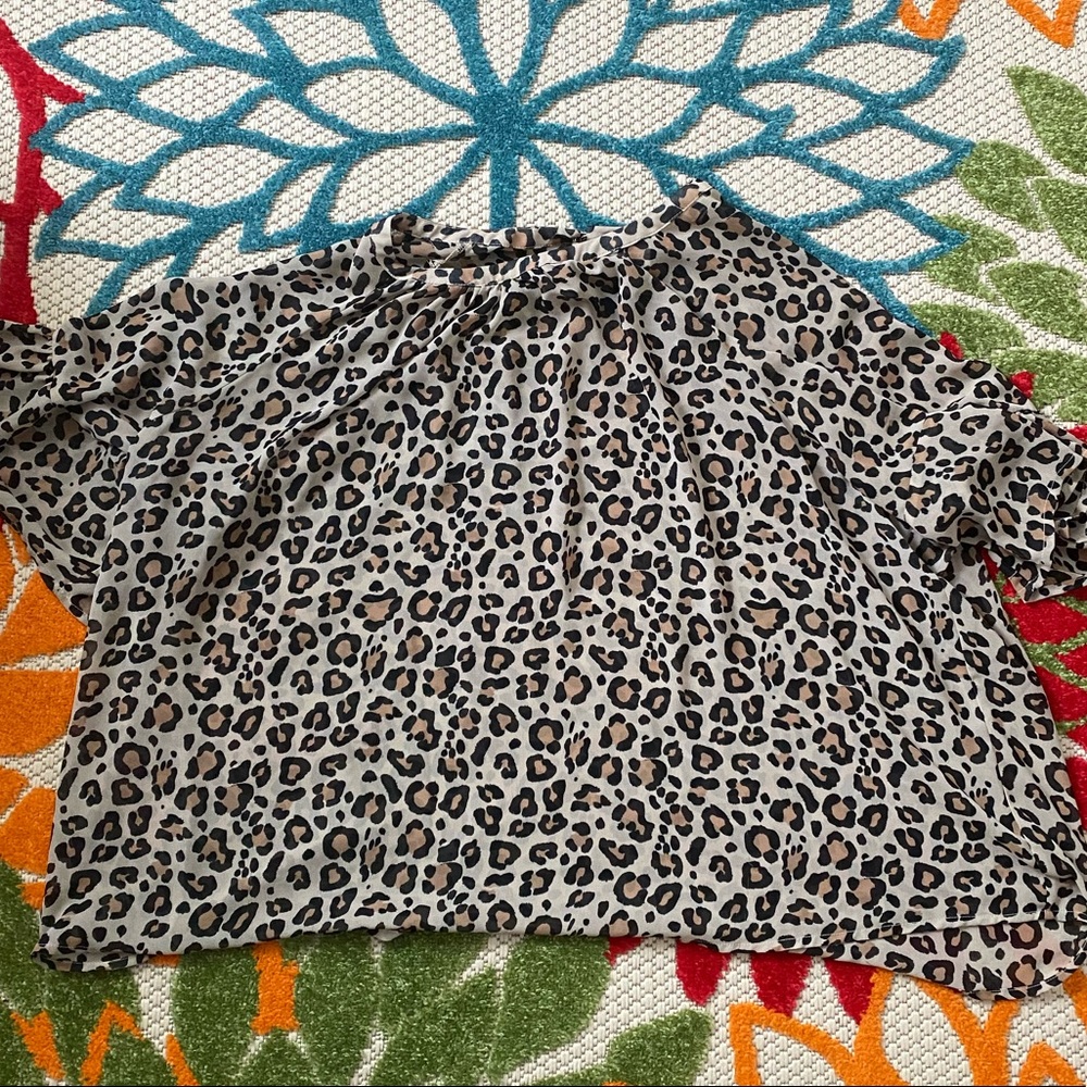 Leopard print blouse - plus size